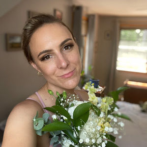 Meet your Posher, Leah